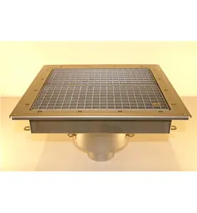 GOLVBRUNN FURO 113 110 MM 300X300 MM (LXB) BOTTENUTLOPP KLÄMRAM FÖR PLASTMATTA