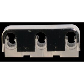 RÖRKLAMMA 12/15 MM C/C 40 MM, C/V 20 MM B=100 MM TRIPPEL FÖRKROMAD FALUPLAST